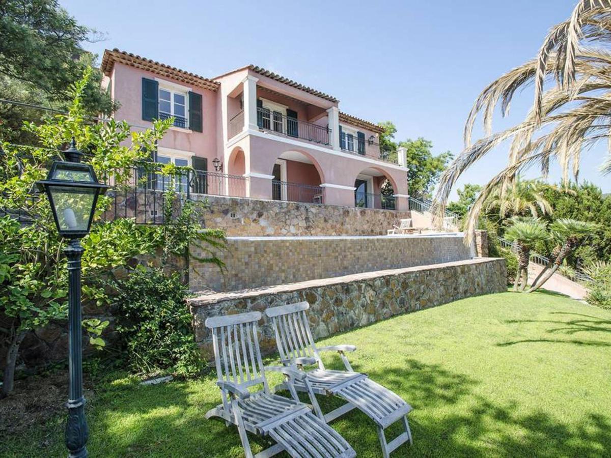 Luxurious Villa in Saint-RaphaÃ l with Pool Exterior foto