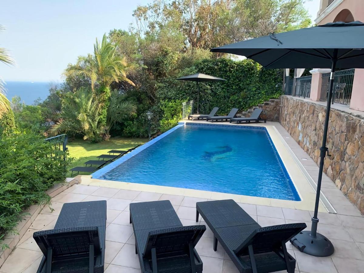 Luxurious Villa in Saint-RaphaÃ l with Pool Exterior foto